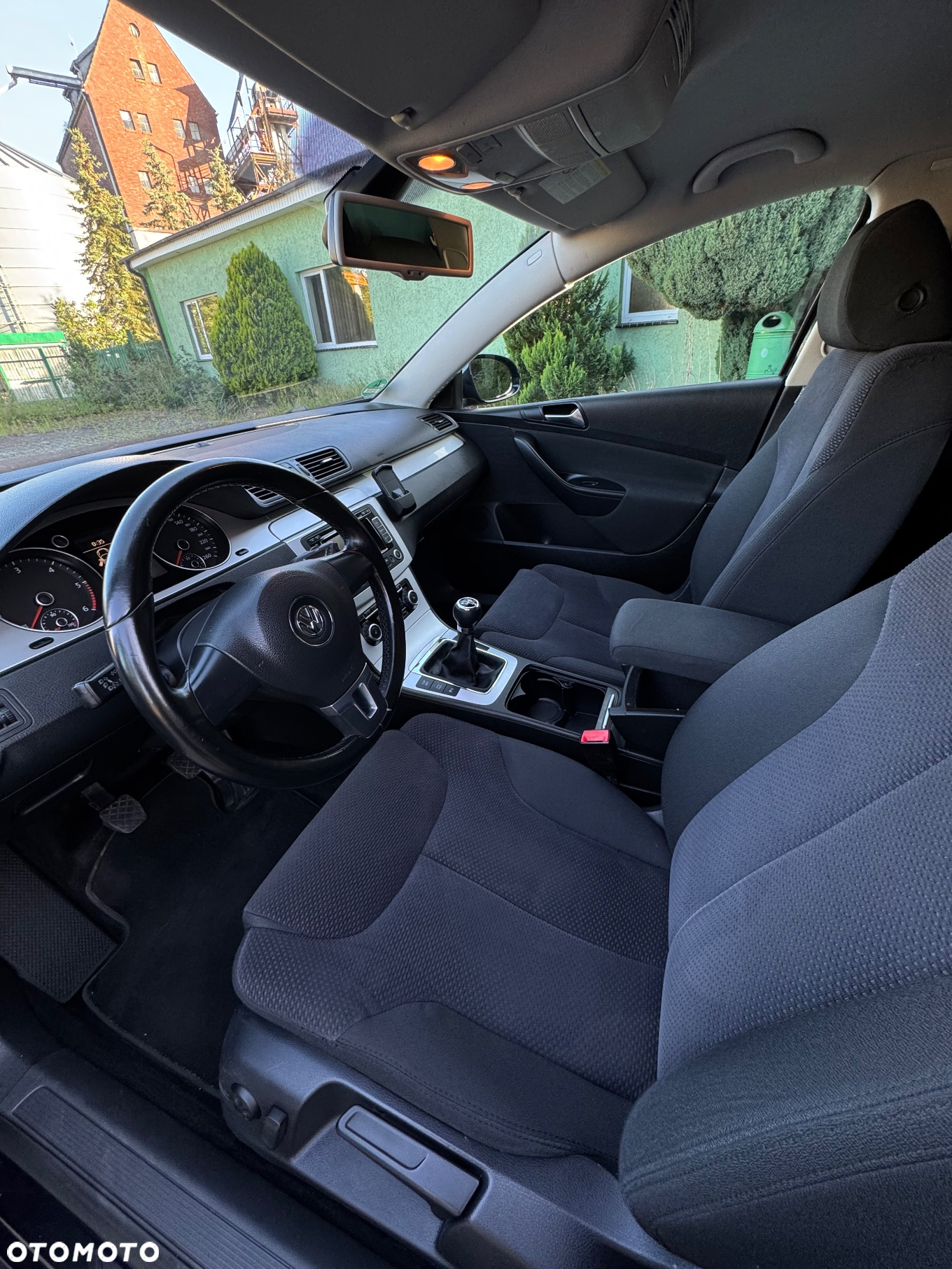 Volkswagen Passat 2.0 TDI Comfortline - 6