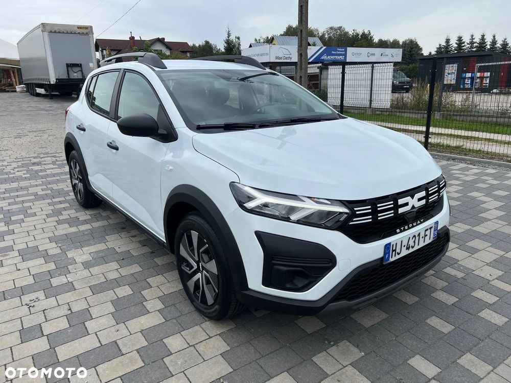 Dacia Sandero Stepway TCe 90 Essential - 4