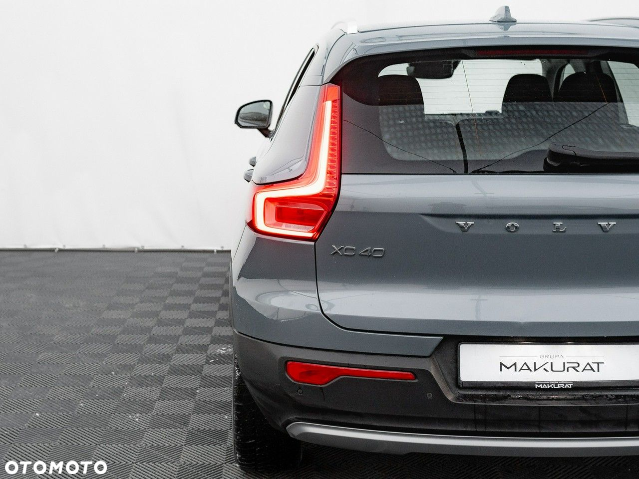 Volvo XC 40 T3 Momentum Pro - 12
