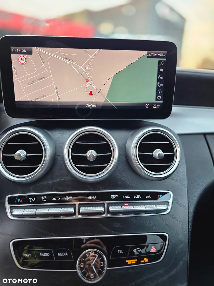 Mercedes-Benz Klasa C 220 d 4MATIC 9G-TRONIC - 14