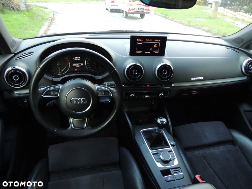 Audi A3 Sportback 2.0 TDI quattro S line Sportpaket - 25