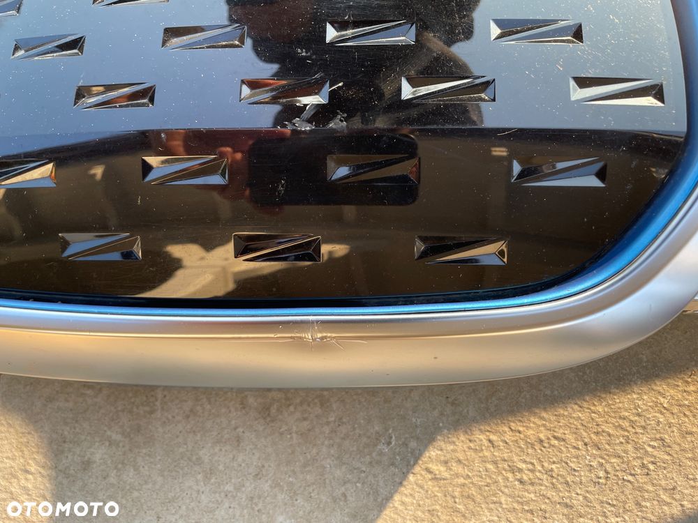 Grill BMW 51119881798 IX-3 - 4