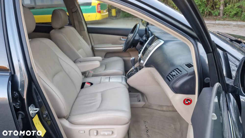 Lexus RX - 11