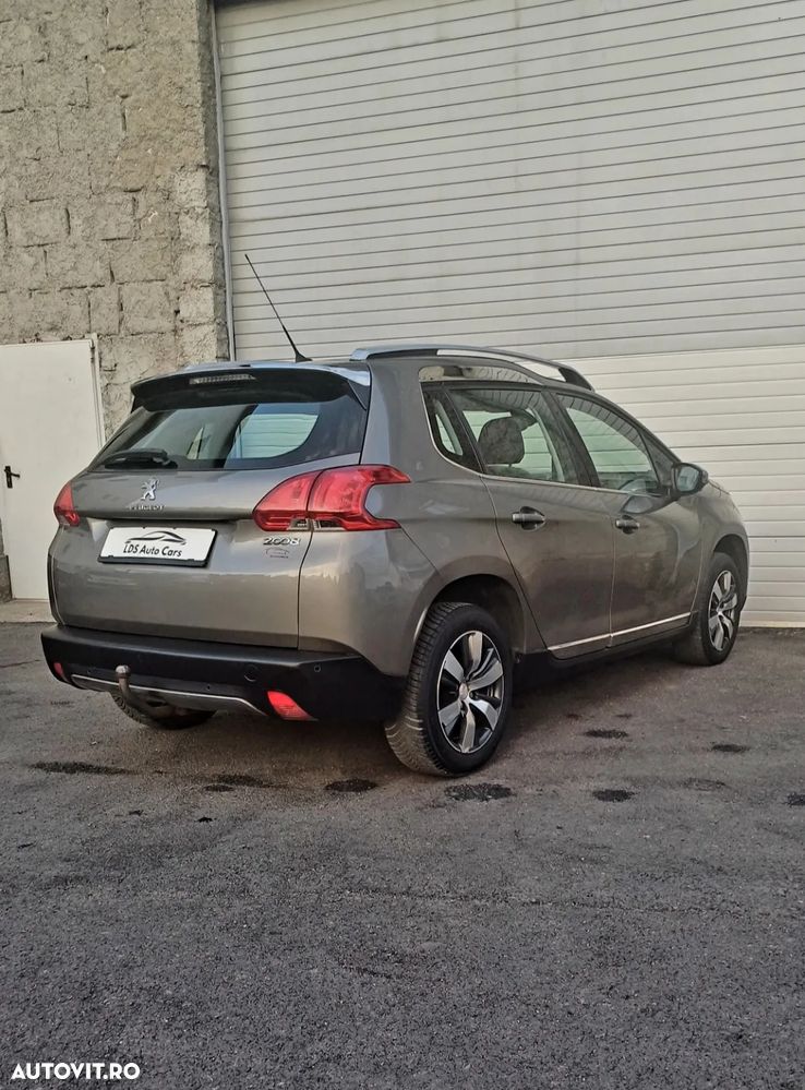 Peugeot 2008 120 VTI Allure - 4