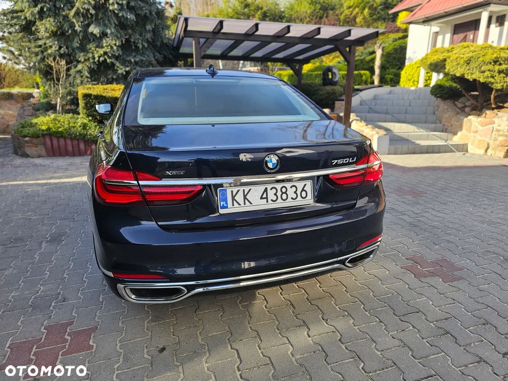 BMW Seria 7 750Li xDrive Edition Exclusive - 3