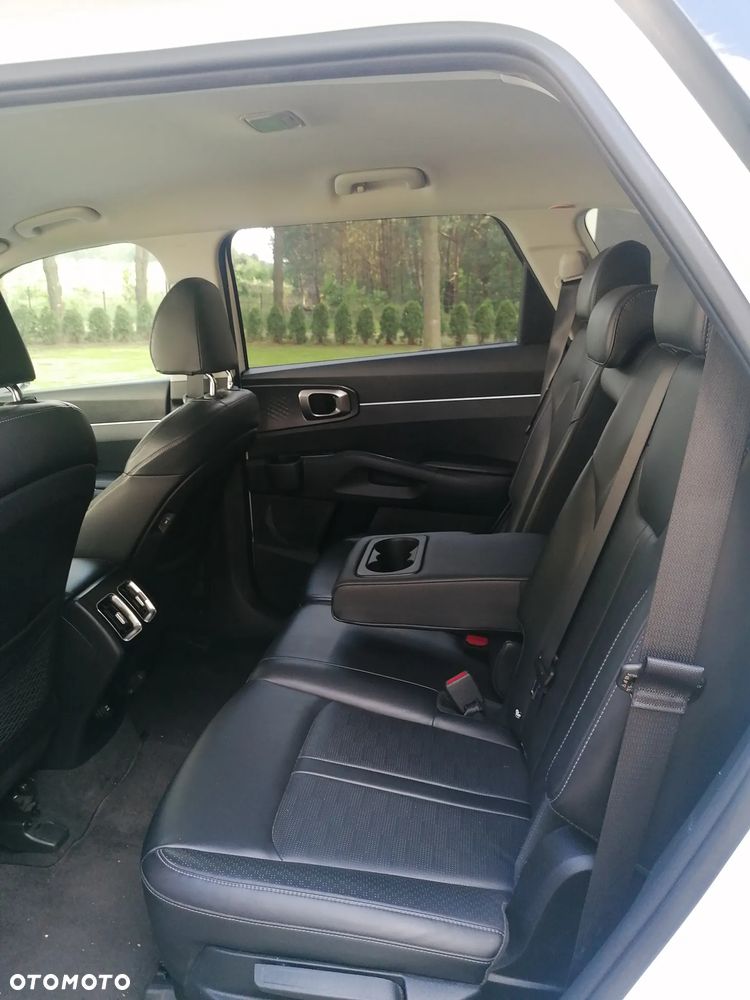 Kia Sorento - 12