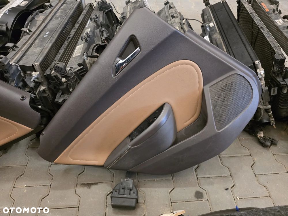 OPEL ASTRA J IV KOMBI TAPICERKA DRZWI BOCZKI PRZÓD TYŁ KOMPLET BRĄZOWE - 5