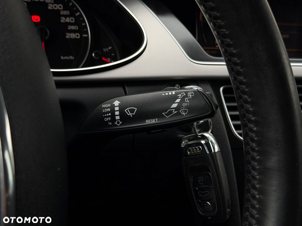 Audi A4 Avant 2.0 TDI Quattro - 23