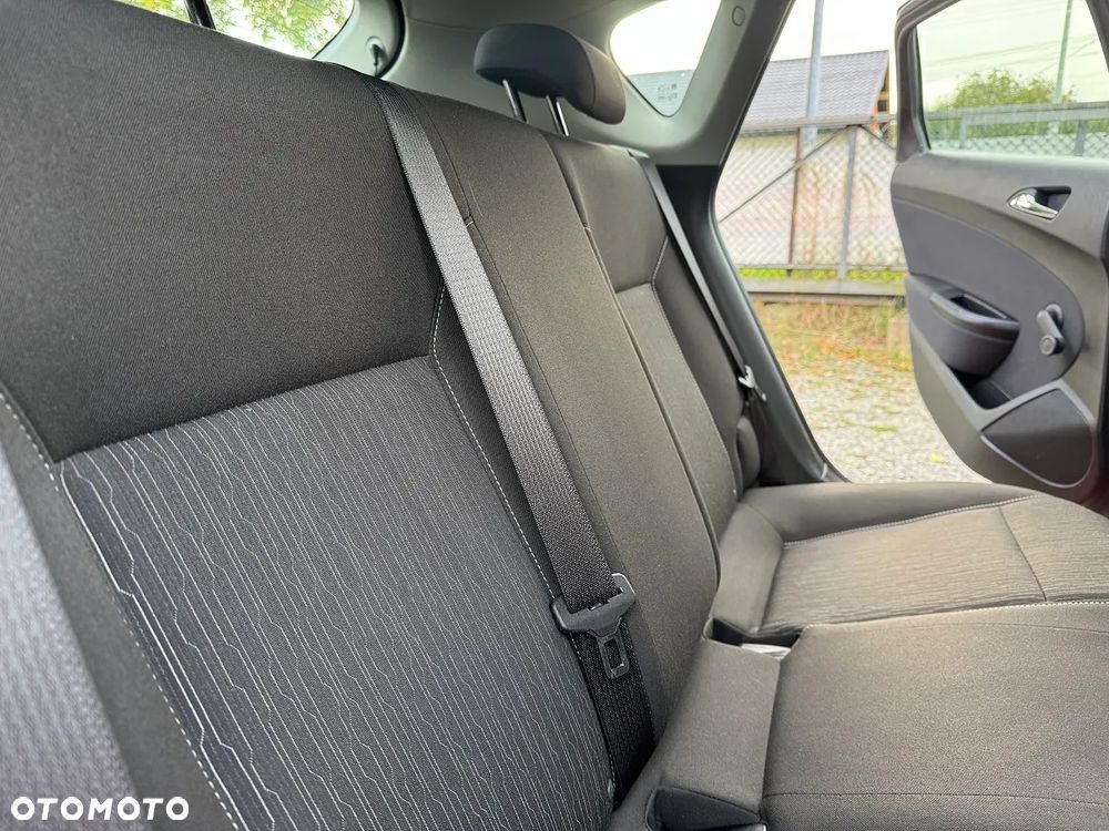 Opel Astra - 34