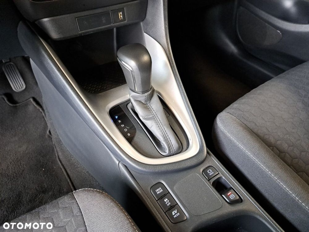 Toyota Yaris Hybrid 1.5 Comfort - 27