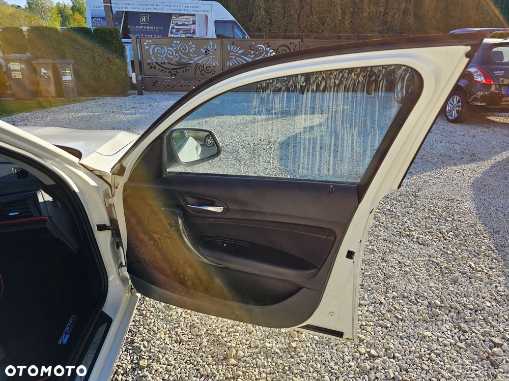 BMW Seria 1 114i Sport Line - 26