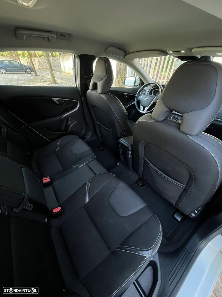 Volvo V40 1.5 T3 Sport Edition Plus Geartronic - 8