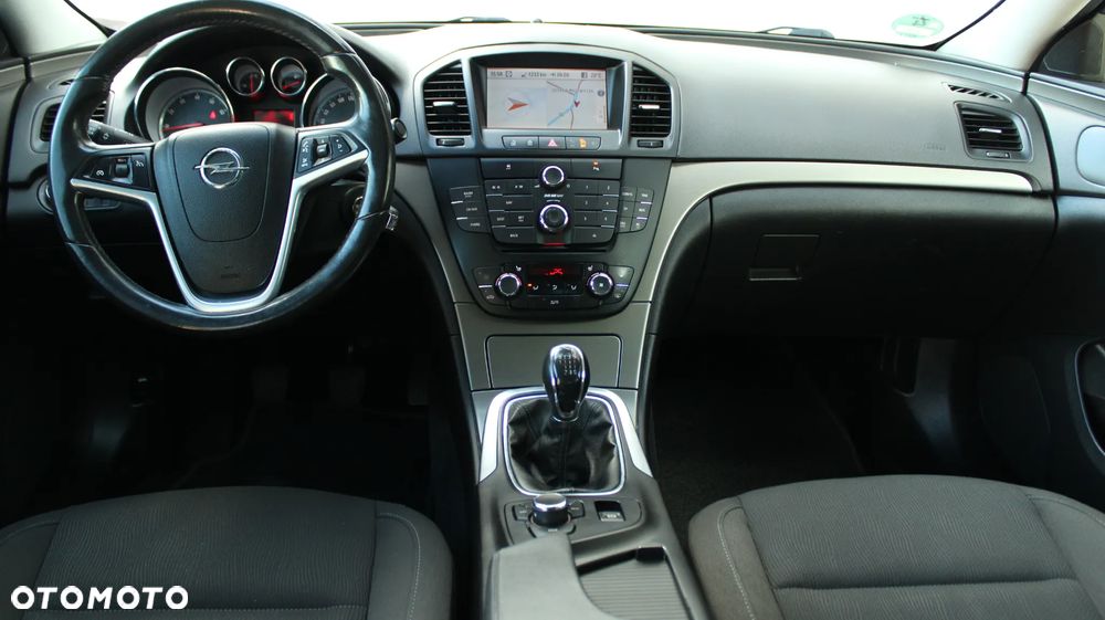 Opel Insignia 1.8 Cosmo - 32