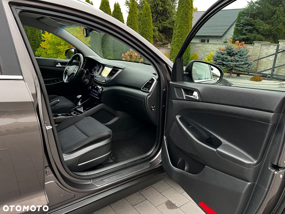 Hyundai Tucson blue 1.6 GDi 2WD Navi - 29