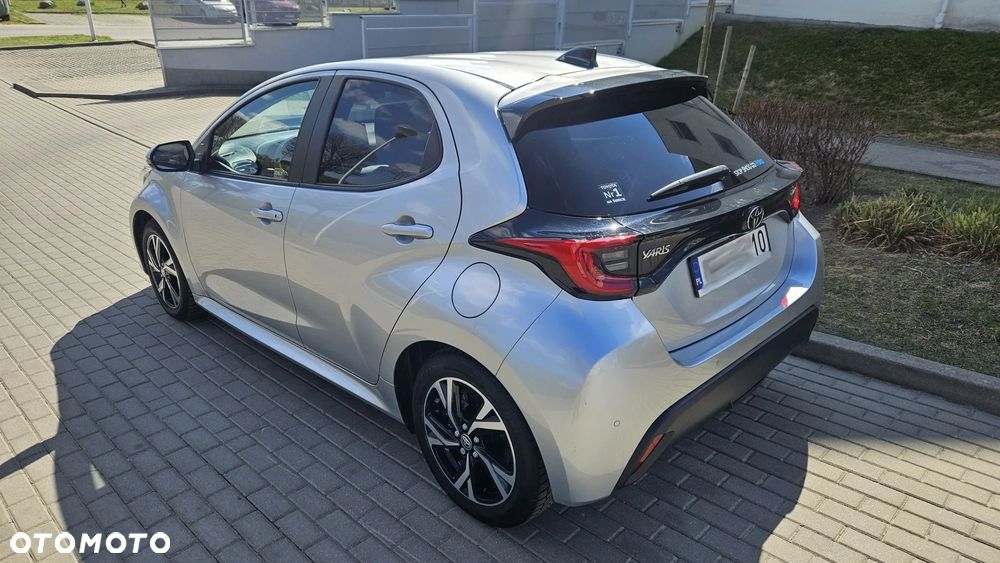 Toyota Yaris Hybrid 1.5 Style - 6