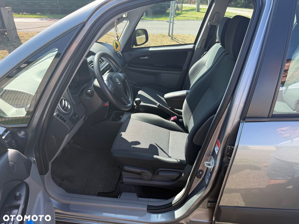 Suzuki SX4 1.6 VVT 4x4 Comfort - 14