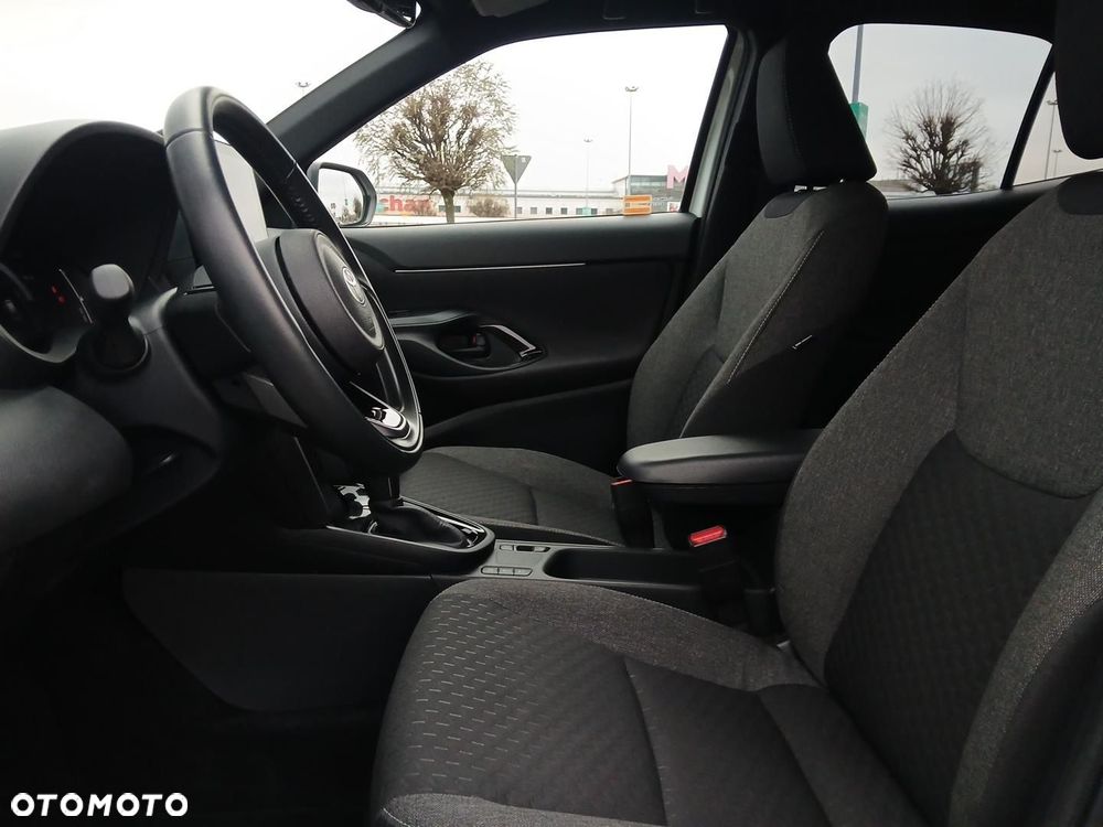 Toyota Yaris Cross Hybrid 1.5 Style - 14