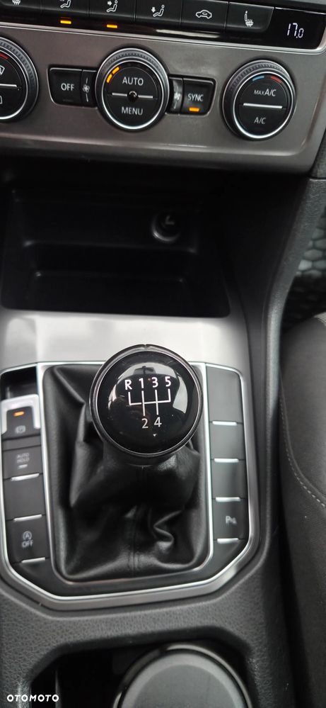 Volkswagen Golf Sportsvan 1.6 TDI BlueMotion Technology Trendline - 27