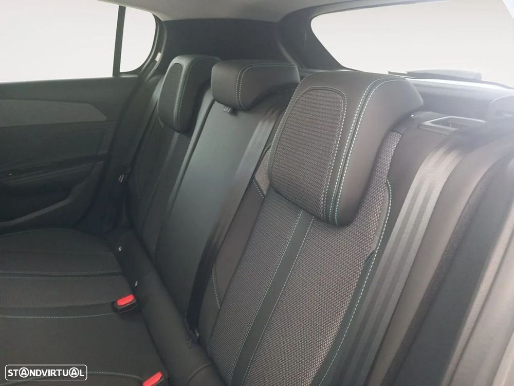 Peugeot e-308 54 kWh Allure - 15