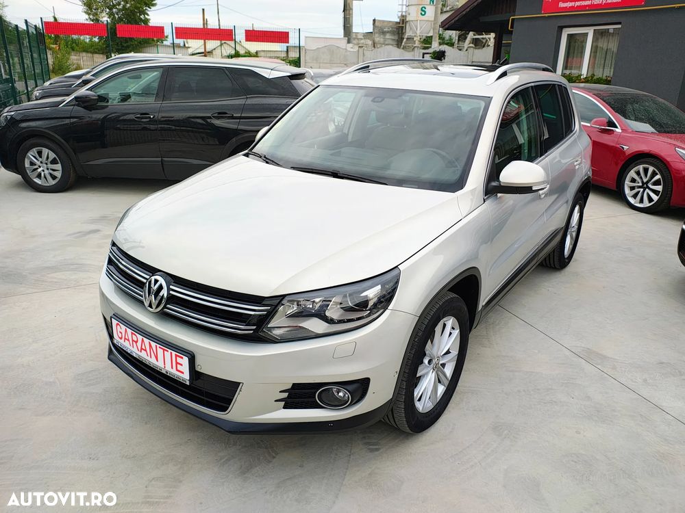 Volkswagen Tiguan 2.0 TDI DPF BlueMotion Technology Exclusive - 11