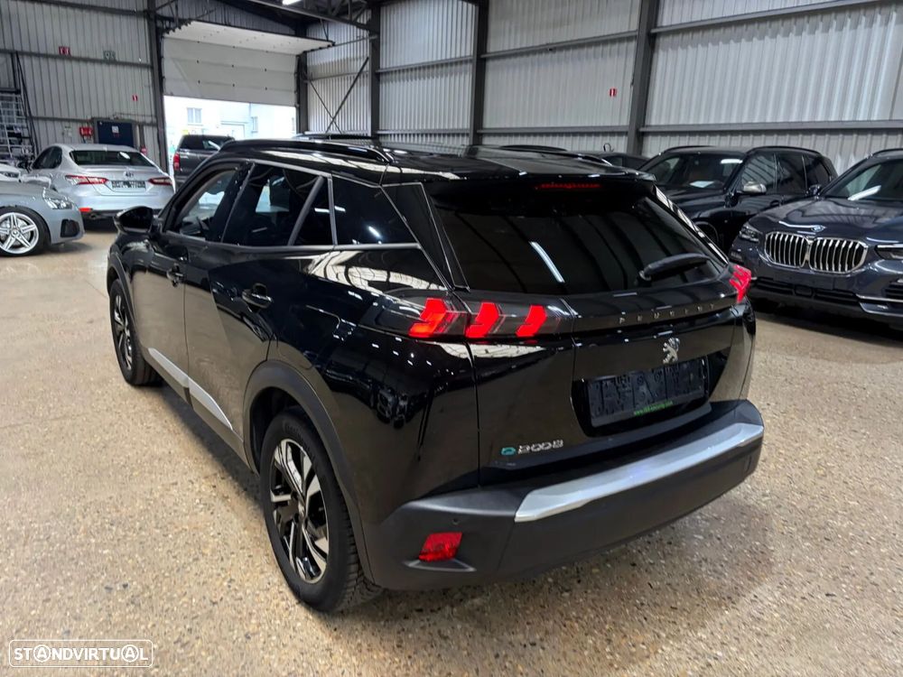 Peugeot e-2008 50 kWh Allure - 4