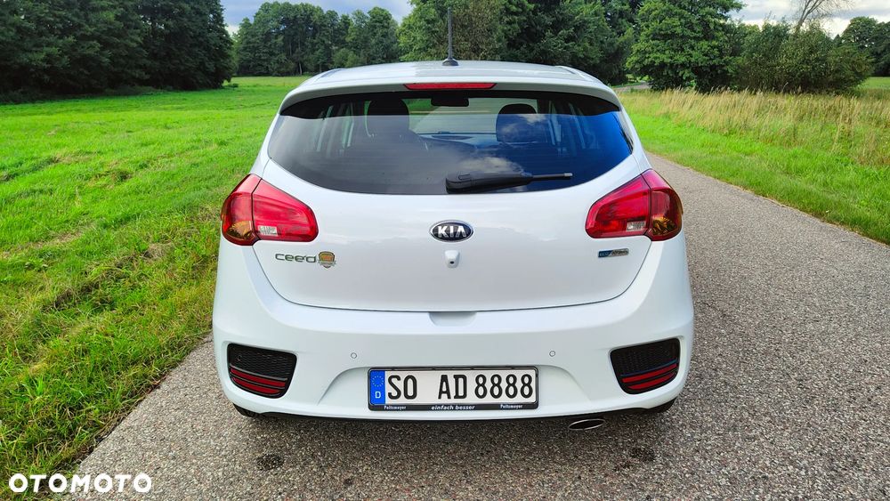 Kia Ceed 1.6 GDI Business Line - 10