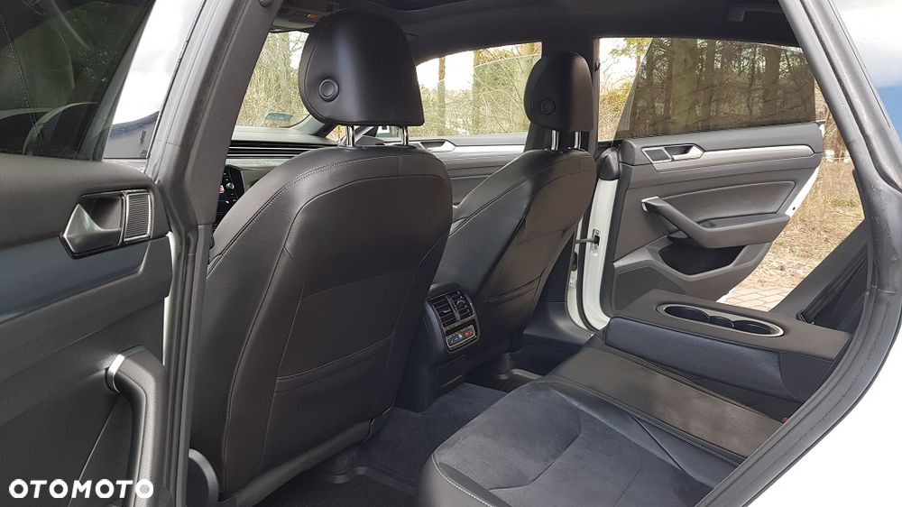 Volkswagen Arteon 2.0 TSI R-Line DSG - 19