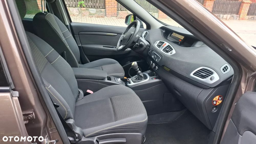 Renault Scenic 1.6 16V 110 Expression - 6