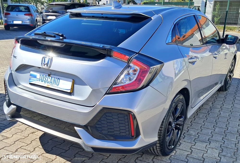 Honda Civic 1.0 i-VTEC Elegance Navi - 3