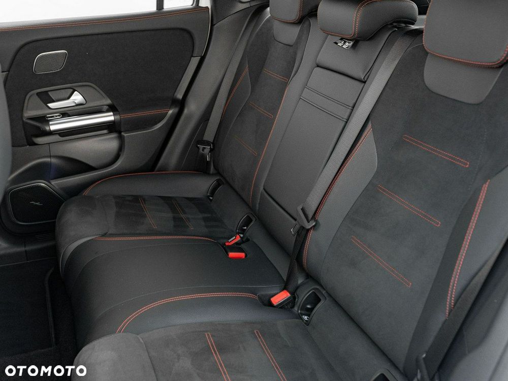 Mercedes-Benz EQA 250 66.5kWh AMG Line - 27