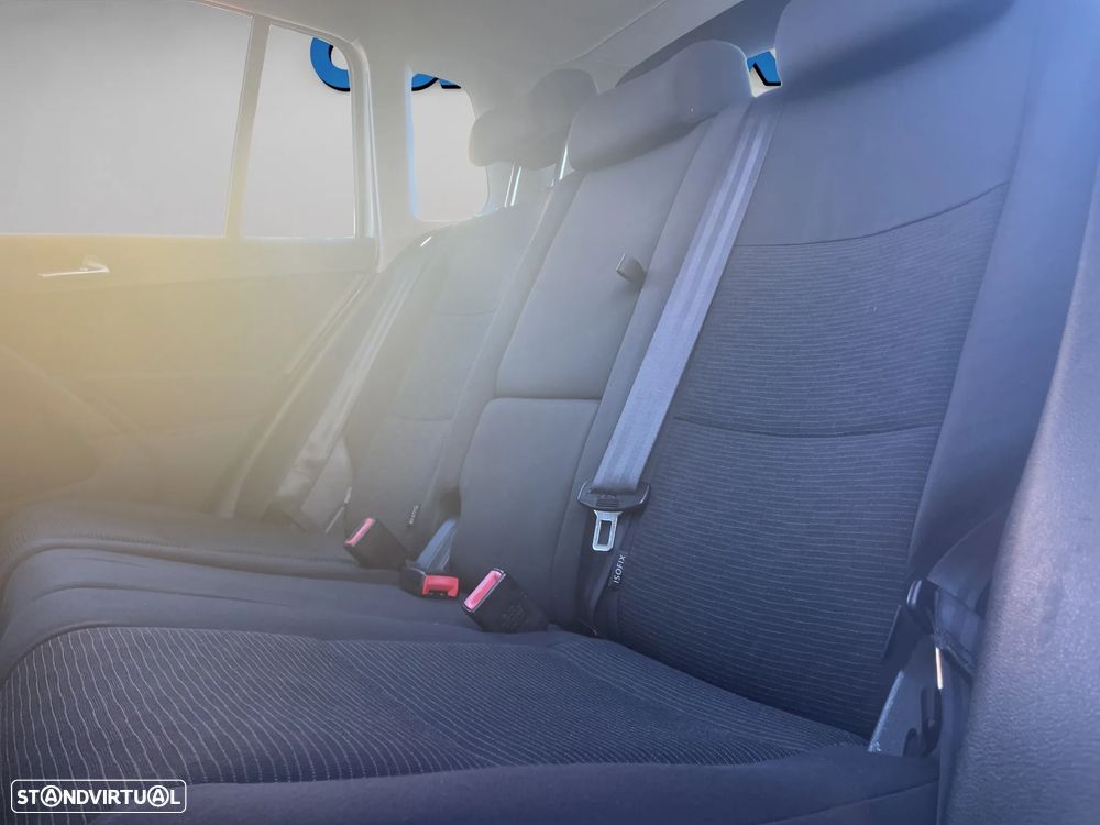 VW Tiguan 2.0 TDi Trend BlueMotion - 11