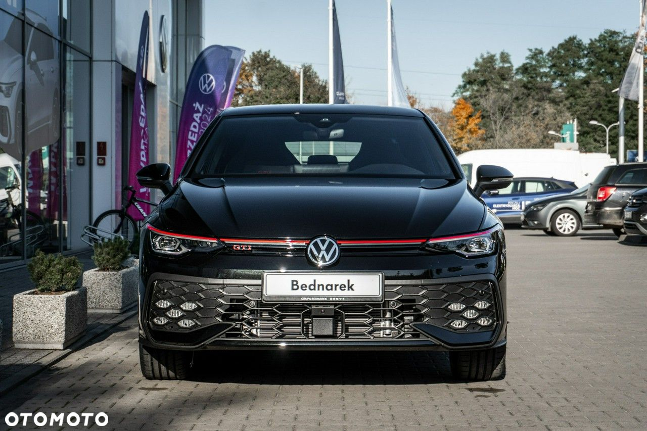 Volkswagen Golf - 4