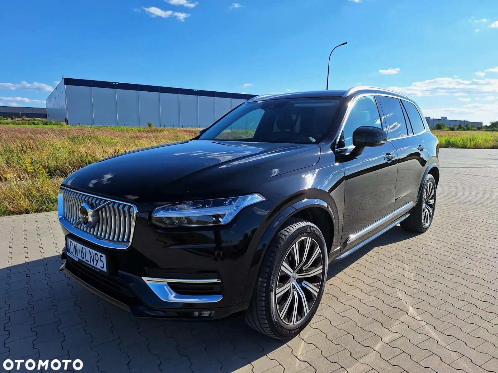 Volvo XC 90 B5 D AWD Momentum Pro - 1