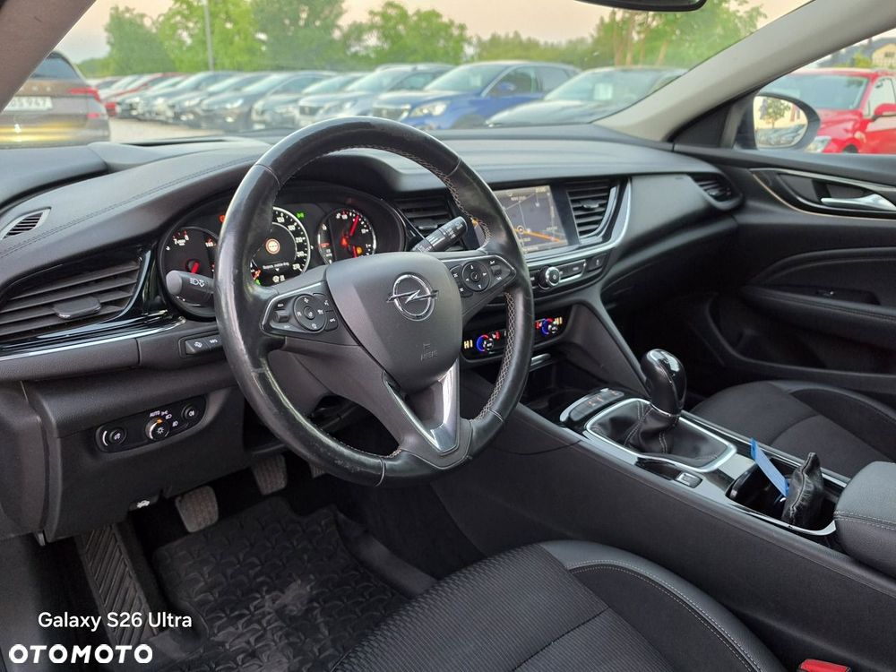 Opel Insignia - 31