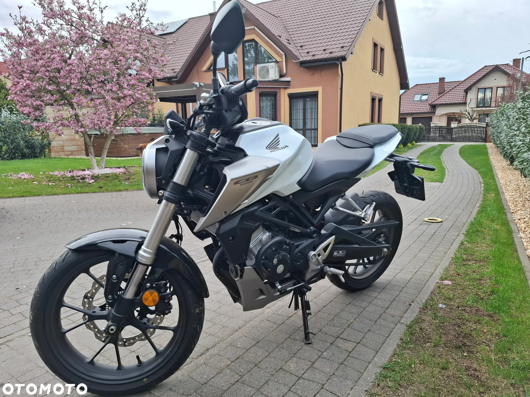 Honda CB - 2