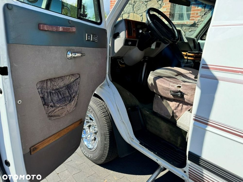 Chevrolet Inny - 13