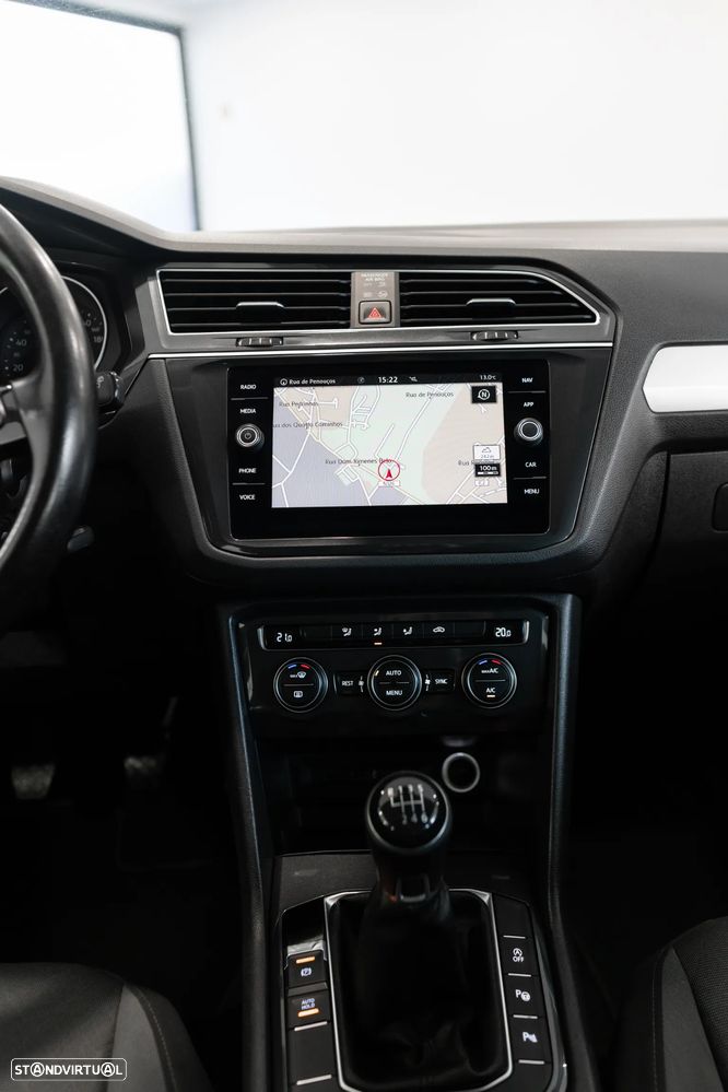 VW Tiguan 2.0 TDI Confortline - 34