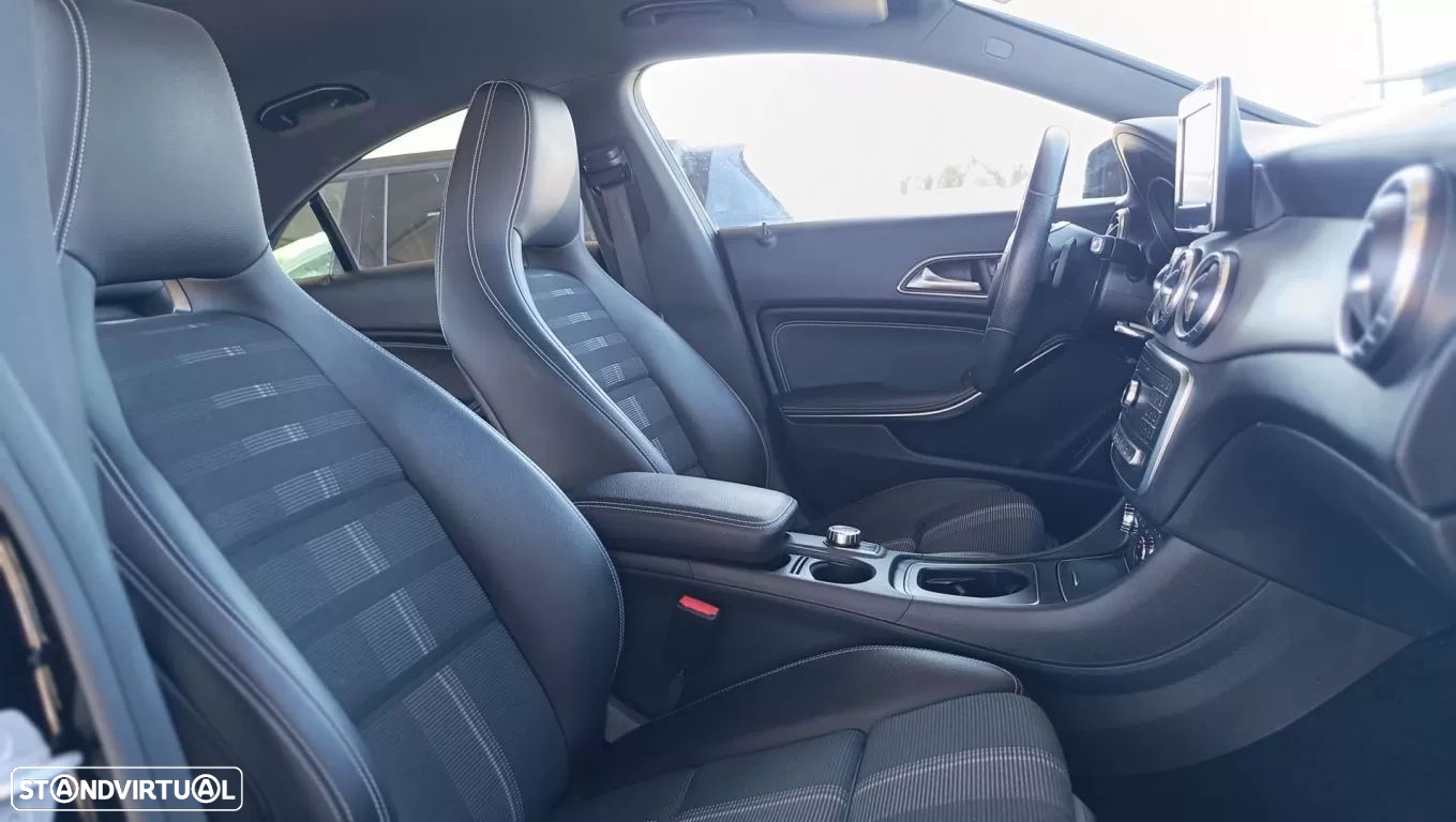 Mercedes-Benz CLA 220 d Aut. - 15