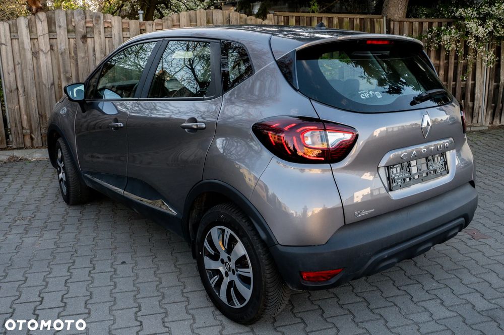 Renault Captur - 25