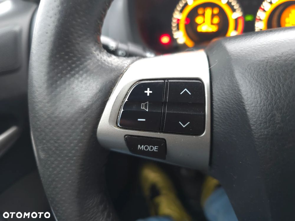 Toyota Auris 1.4 D-4D Luna - 22