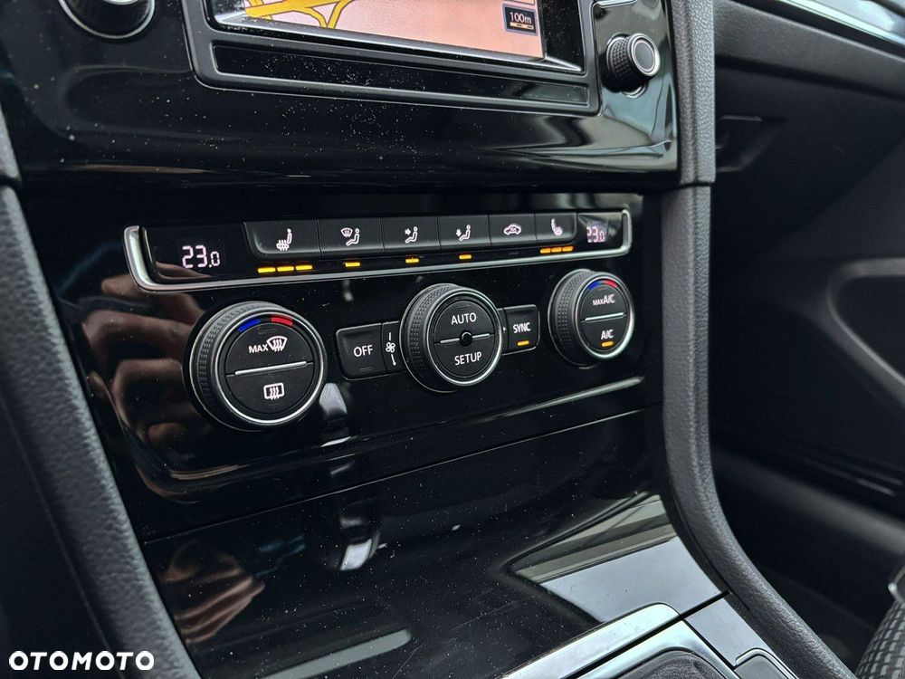 Volkswagen Golf 1.4 TSI BMT Highline DSG - 15