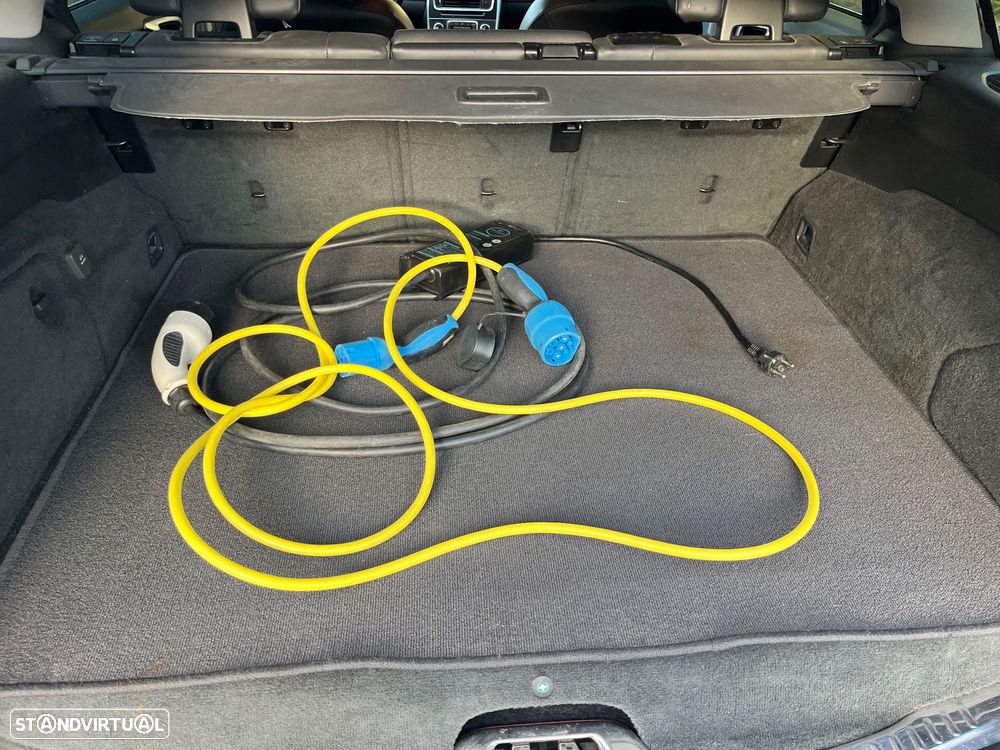 Volvo V60 D6 Plug-In-Hybrid AWD Geartronic Pure Limited - 28