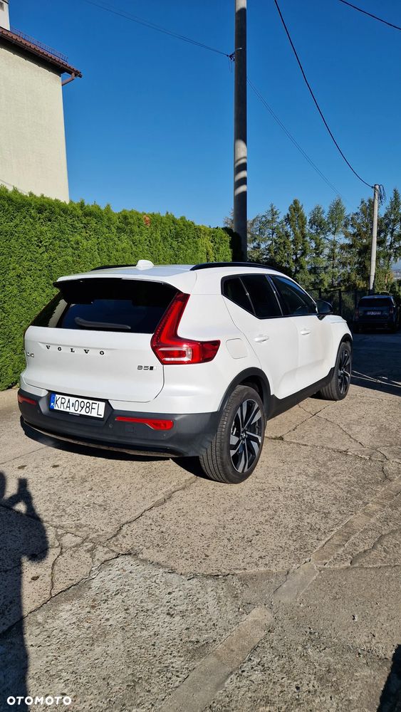 Volvo XC 40 B5 AWD Ultimate Dark - 5