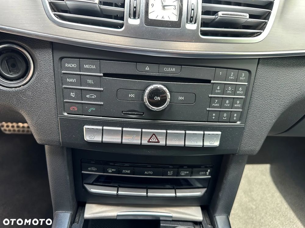 Mercedes-Benz Klasa E 250 BlueTEC 4-Matic Avantgarde - 21