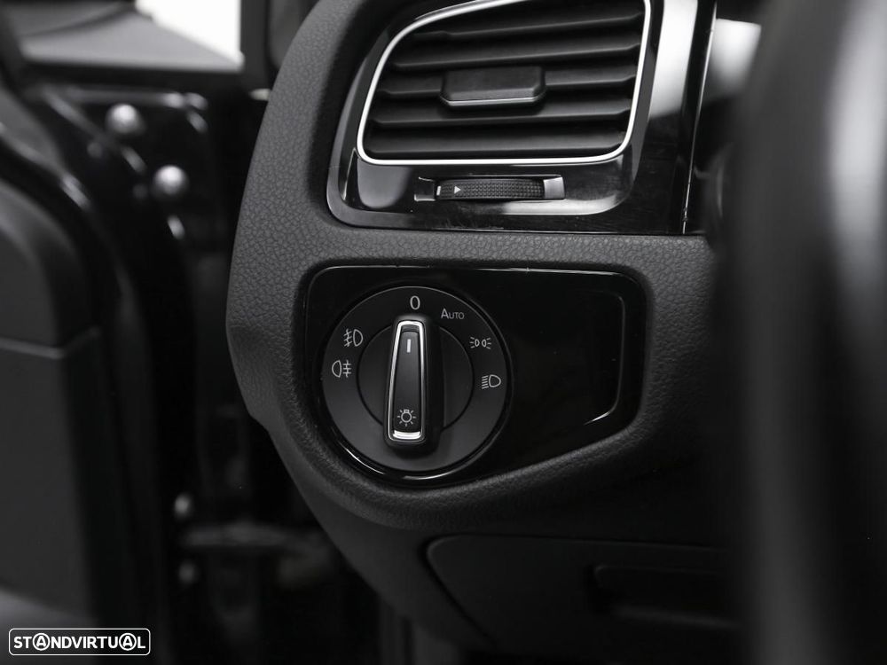 VW Golf GTI (BlueMotion ) DSG - 19