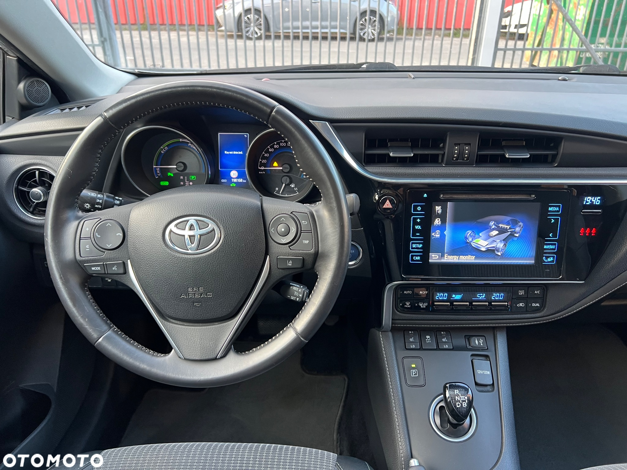 Toyota Auris 1.8 HSD Luna - 22