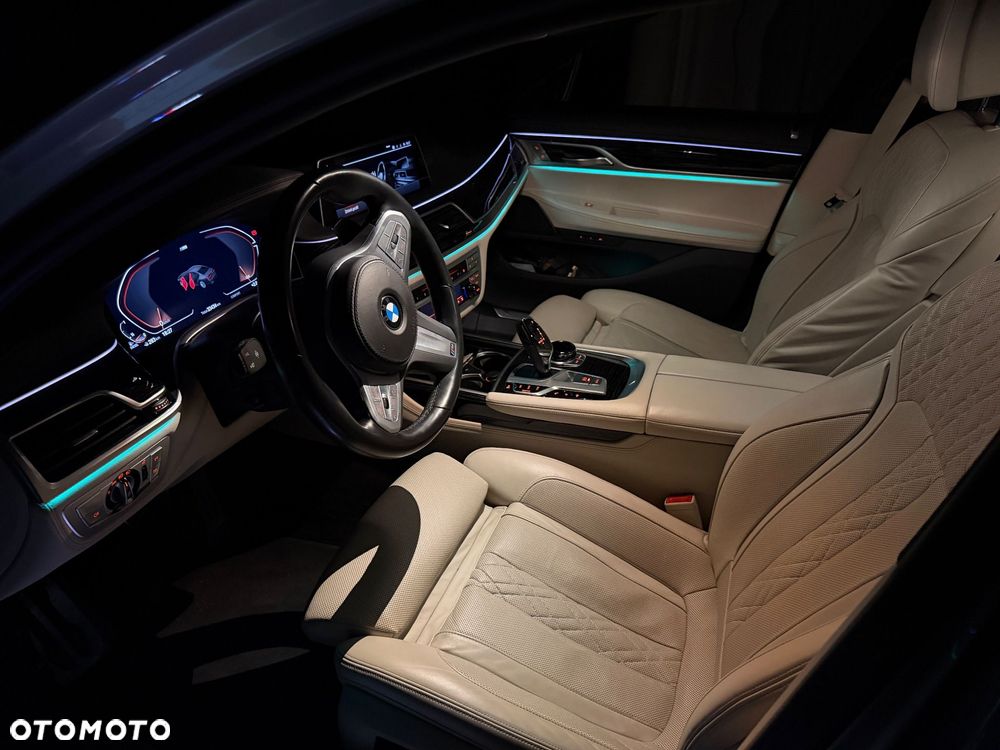 BMW Seria 7 730d xDrive - 12