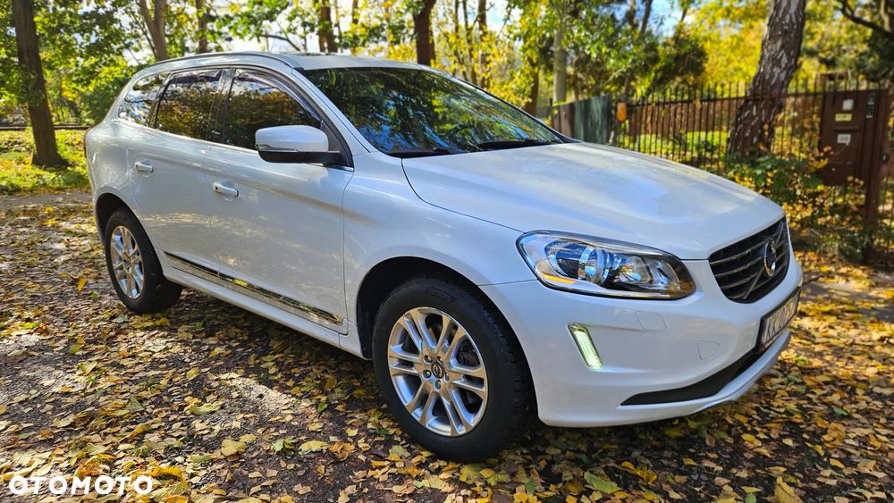 Volvo XC 60 T5 AWD Summum - 1
