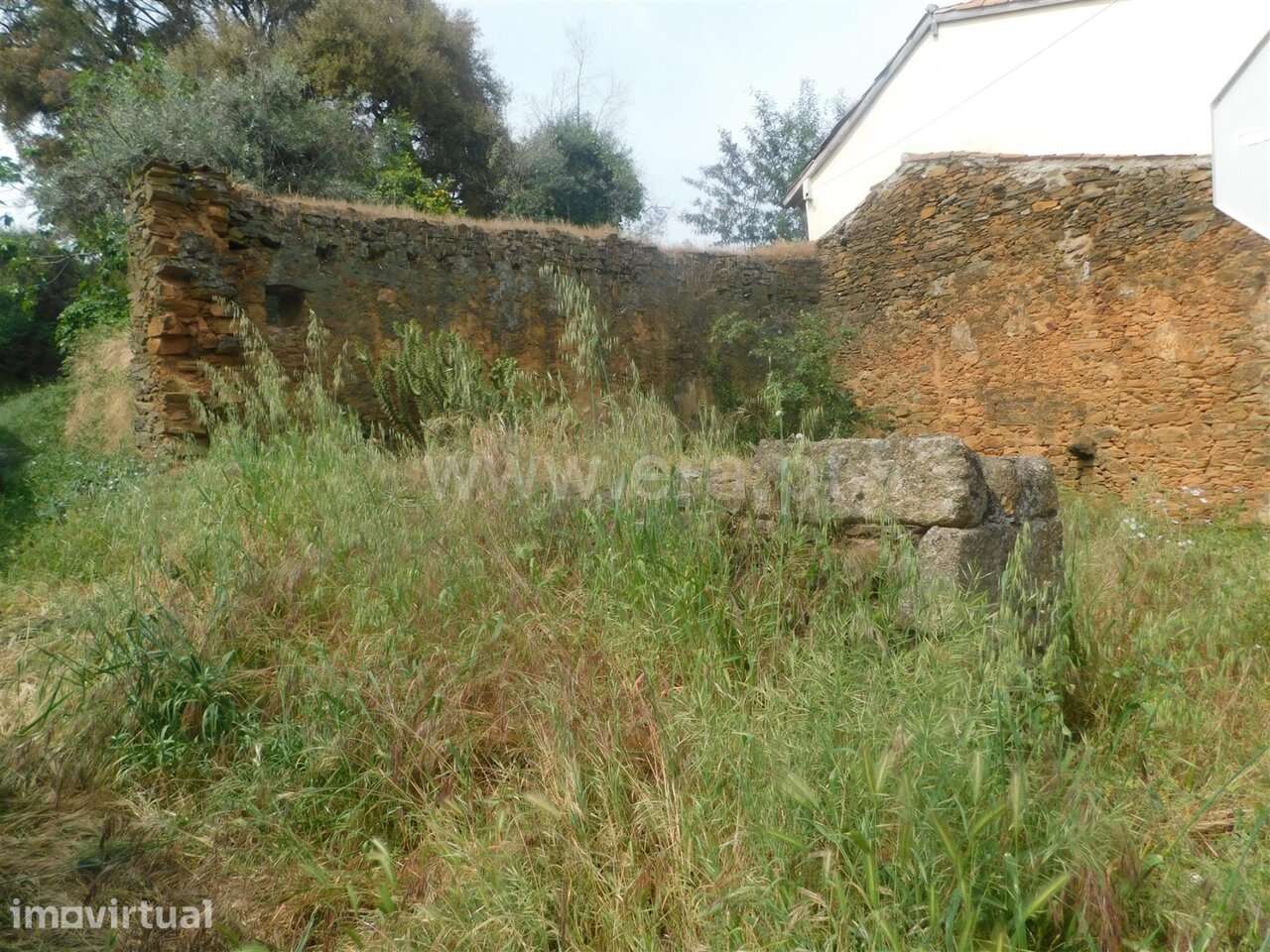 Moradia Geminada Estúdio / Covilhã, Tortosendo - Grande imagem: 2/7