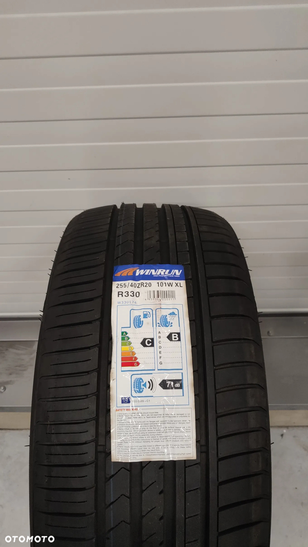 Winrun 255/40zR20 R330 2019r.